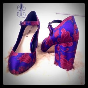 Super Cute Via Spiga